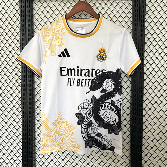 Real Madrid Maillot concept édition "serpent"