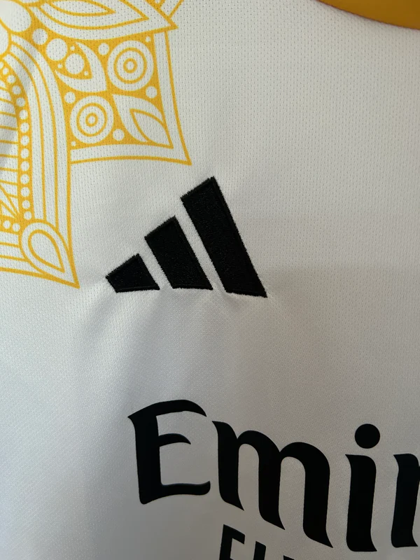 Real Madrid Maillot concept édition "serpent"