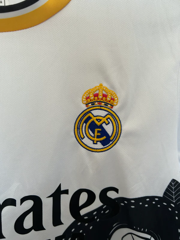 Real Madrid Maillot concept édition "serpent"